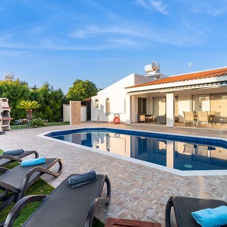Bungalow Casa Bella By Ezoria Villas コーラル・ベイ エクステリア 写真